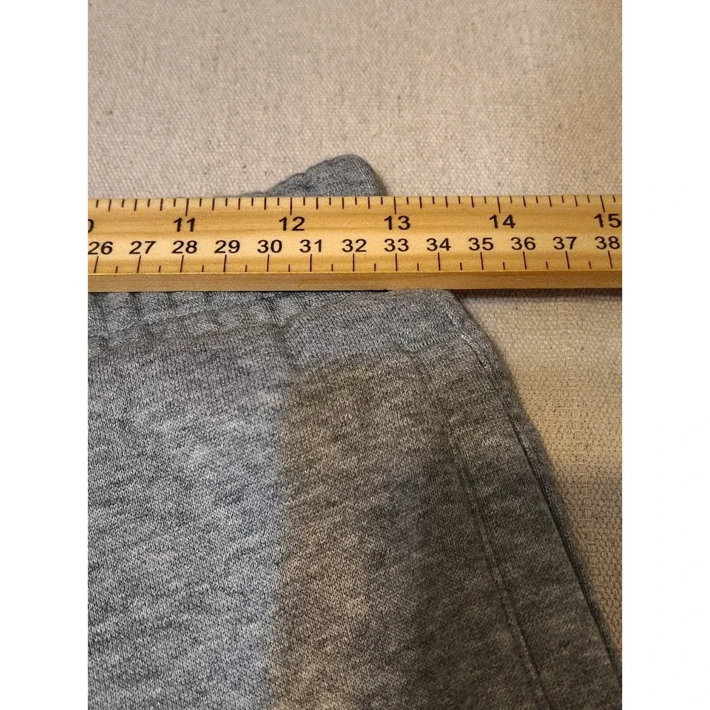 Puma Athletic Shorts Fleece Heavy Gray Big Logo Athletic Casual Size Small‎ 7